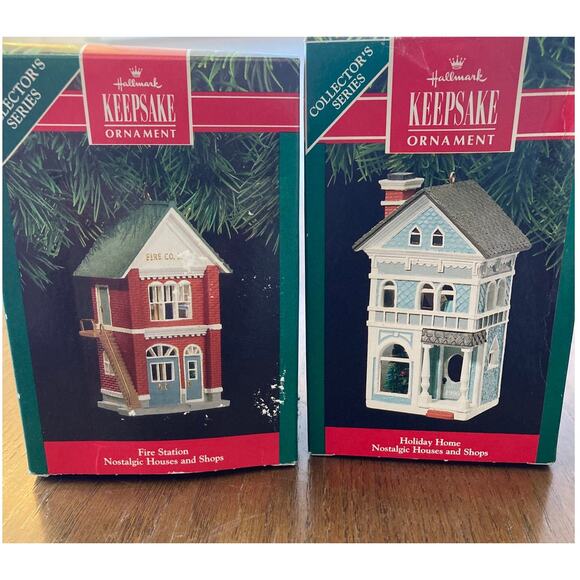 Hallmark Nostalgic Houses and Shops Lot of 2 - Picture 1 of 6